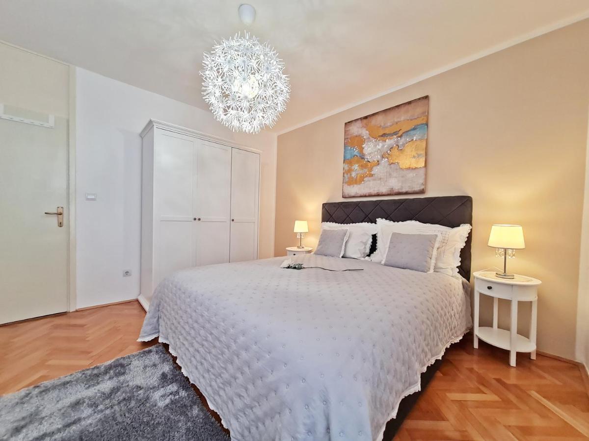 Beach Apartment Ivana Omiš Εξωτερικό φωτογραφία