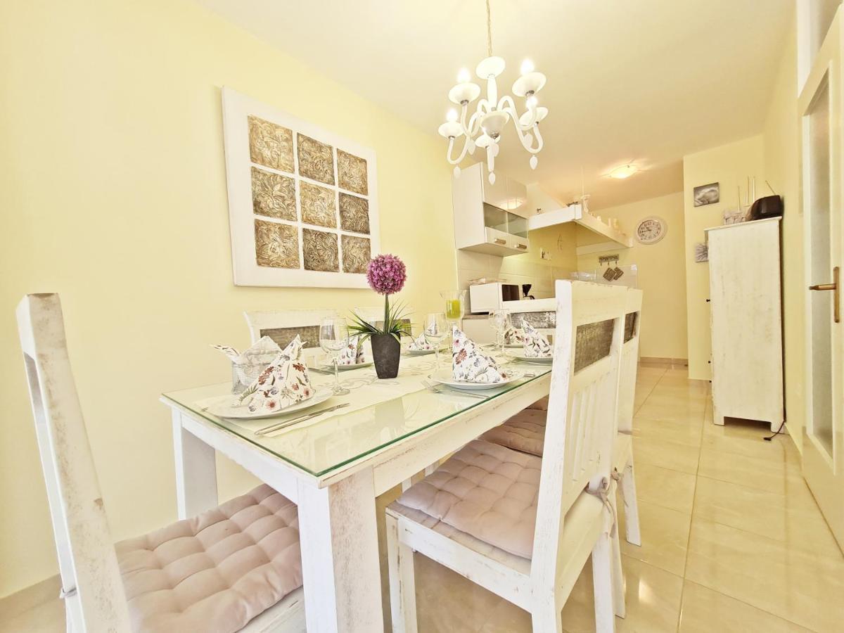 Beach Apartment Ivana Omiš Εξωτερικό φωτογραφία
