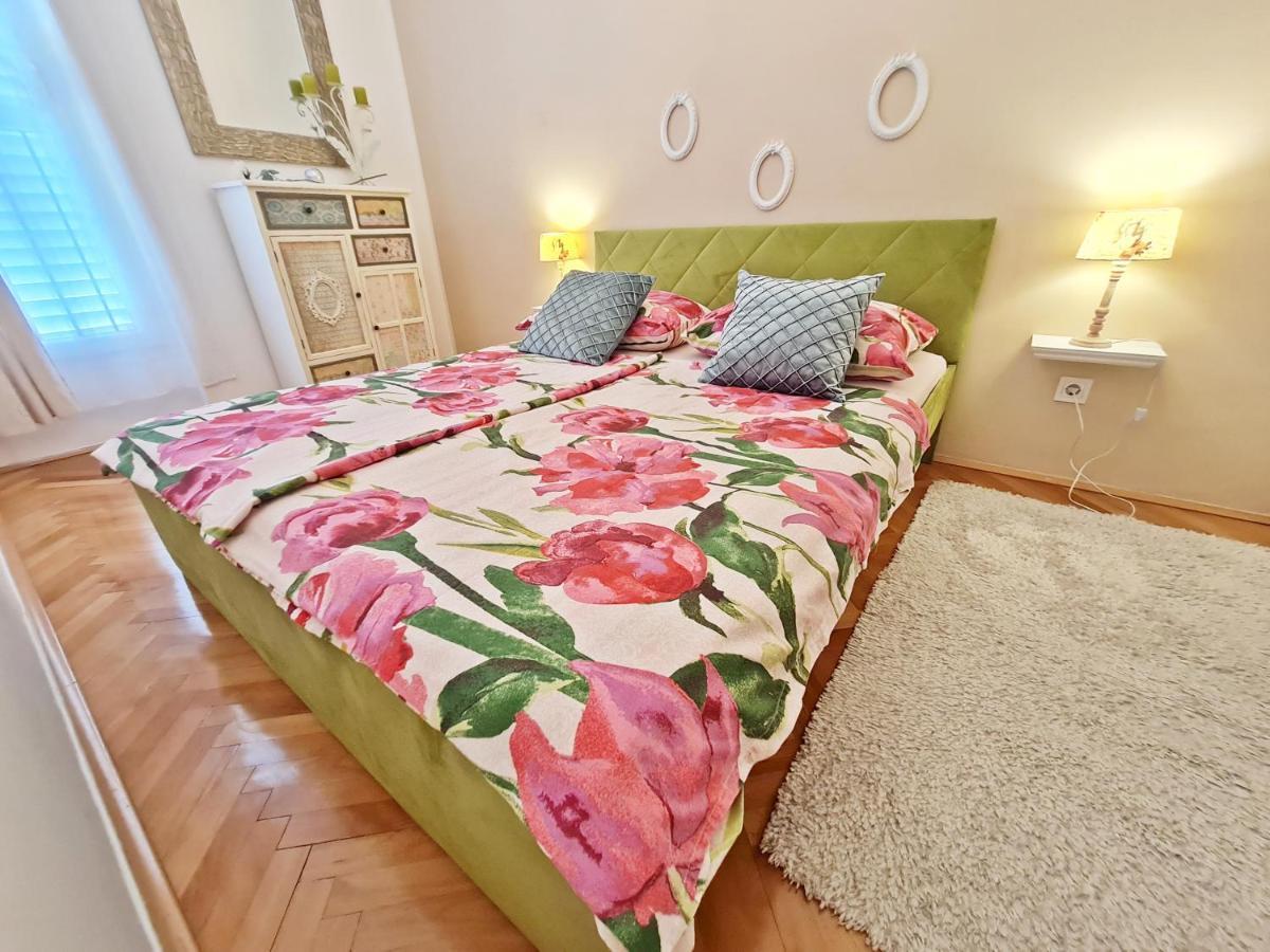 Beach Apartment Ivana Omiš Εξωτερικό φωτογραφία